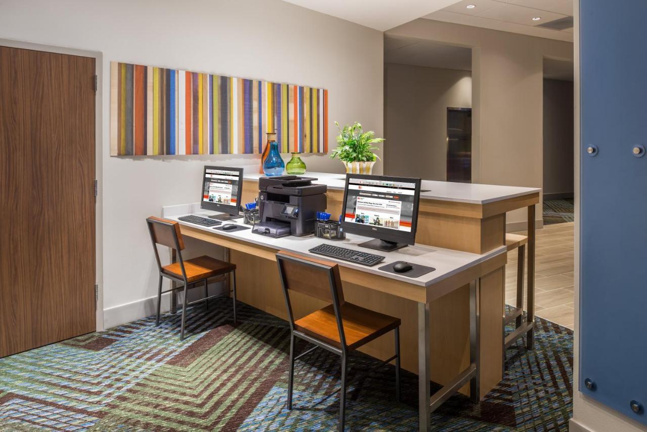 Holiday Inn Express Troy By Ihg Dış mekan fotoğraf